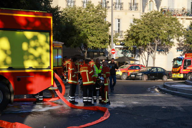 Fire at the MarchÃ du Soleil in Marseille: it took the fire brigade several hours to put out the blaze, which broke out at 2.19 am and destroyed around 500 mÂ². - 11 10 2026 - France Bouches-du-Rhone Marseille -  SylvainxRostaingx xLexPictorium LePictorium_0340471