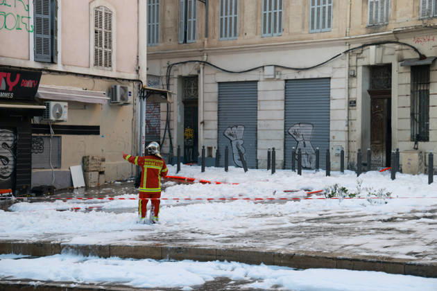 Fire at the MarchÃ du Soleil in Marseille: it took the fire brigade several hours to put out the blaze, which broke out at 2.19 am and destroyed around 500 mÂ². - 11 10 2026 - France Bouches-du-Rhone Marseille -  SylvainxRostaingx xLexPictorium LePictorium_0340472