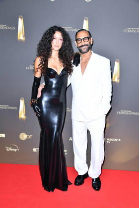 Rebecca Mir und Massimo Sinato bei der Verleihung des Deutschen Fernsehpreis im Confex Center in Köln am 09.09.2026