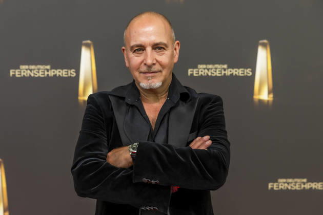 ABB FERNSEHPREIS- Erdogan Atalay zu Gast auf dem roten Teppich bei der Gala zr verleihung des Der Deutsche Fernsehpreis 2026 im Confex Center am 09.09.2026 in Koeln NRW Deutschland