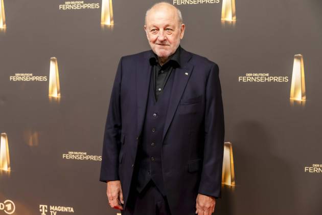 ABB FERNSEHPREIS- Leonard Lansink Gast auf dem roten Teppich bei der Gala zr verleihung des Der Deutsche Fernsehpreis 2026 im Confex Center am 09.09.2026 in Koeln NRW Deutschland
