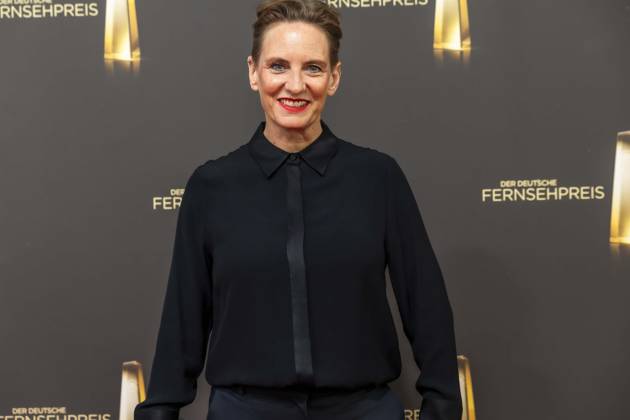 ABB FERNSEHPREIS- Okka Gundel Sport Moderatorin zu Gast auf dem roten Teppich bei der Gala zr verleihung des Der Deutsche Fernsehpreis 2026 im Confex Center am 09.09.2026 in Koeln NRW Deutschland