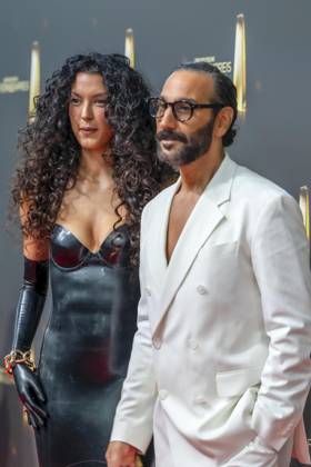ABB FERNSEHPREIS- Rebecca Mir und Massimo Sinato Paar zu Gast auf dem roten Teppich bei der Gala zr verleihung des Der Deutsche Fernsehpreis 2026 im Confex Center am 09.09.2026 in Koeln NRW Deutschland