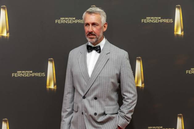 ABB FERNSEHPREIS- Sebastian Pufpaff, Moderator zu Gast auf dem roten Teppich bei der Gala zr verleihung des Der Deutsche Fernsehpreis 2026 im Confex Center am 09.09.2026 in Koeln NRW Deutschland
