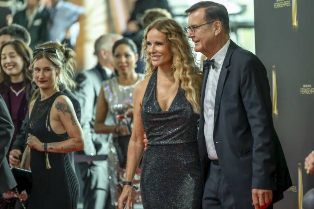 ABB FERNSEHPREIS- Katja Burkhard Moderatorin und Hans Mahr zu Gast auf dem roten Teppich bei der Gala zr verleihung des Der Deutsche Fernsehpreis 2026 im Confex Center am 09.09.2026 in Koeln NRW Deutschland