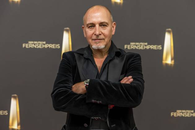 ABB FERNSEHPREIS- Erdogan Atalay zu Gast auf dem roten Teppich bei der Gala zr verleihung des Der Deutsche Fernsehpreis 2026 im Confex Center am 09.09.2026 in Koeln NRW Deutschland