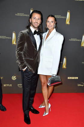 Riccardo Basile und Laura Wontorra bei der Verleihung des Deutschen Fernsehpreis im Confex Center in Köln am 09.09.2026