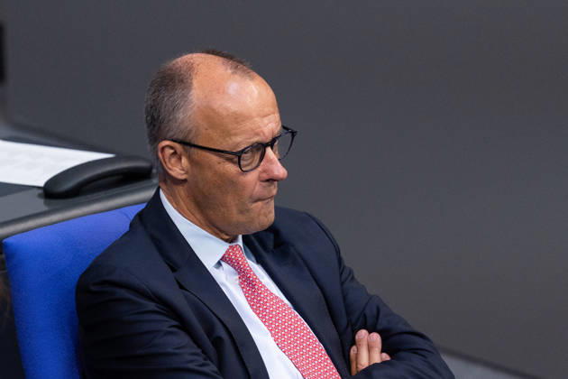 10.09.2026, GER, Berlin, 93. Sitzung des Deutschen Bundestages im Plenarsaal des Reichstagsgebäudes. Bundeskanzler Friedrich Merz, Gestik, Mimik, Emotionen Copyright: xnordphotoxGmbHx xChristianxSchulzex