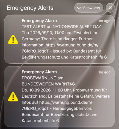 Deutschland, Europa. Smartphone zeigt mehrere Cell-Broadcast-Testwarnungen auf dem Sperrbildschirm während des bundesweiten Warntags. Die Warnmeldungen des Bundesamtes für Bevölkerungsschutz und Katastrophenhilfe (BBK) werden in deutscher und englischer Sprache angezeigt und informieren über eine Testwarnung ohne Gefahrenlage. Symbolbild zu Bevölkerungsschutz, Katastrophenschutz, Warnsystemen, Krisenvorsorge und digitaler Notfallkommunikation. Copyright: xAymanxAlahmedx
