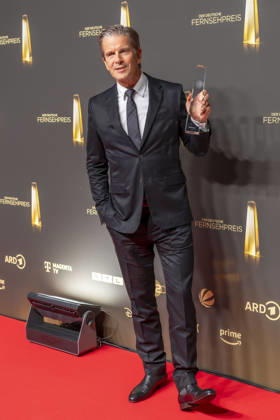 ABB FERNSEHPREIS-Markus Lanz Preistraeger mit dem Fernsehpreis Moderator zu Gast auf dem roten Teppich bei der Gala zr verleihung des Der Deutsche Fernsehpreis 2026 iim Confex Center am 09.09.2026 in Koeln NRW Deutschland