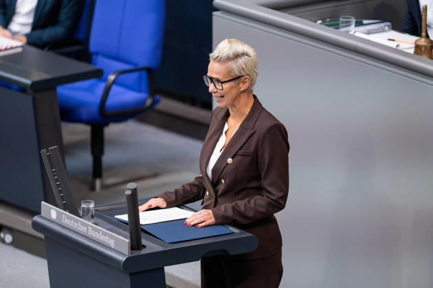 10.09.2026, GER, Berlin, 93. Sitzung des Deutschen Bundestages im Plenarsaal des Reichstagsgebäudes. Silvia Breher CDU CSU, steht am Rednerpult und spricht Copyright: xnordphotoxGmbHx xChristianxSchulzex