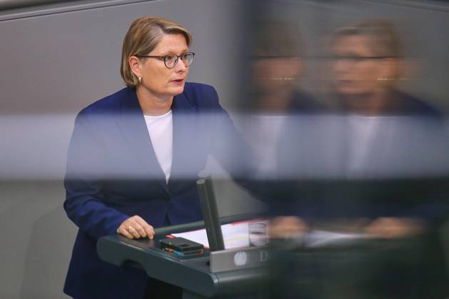 Berlin, Deutschland, 10.09.2026: Deutscher Bundestag: 93. Bundestagssitzung - Haushaltswoche: Bundesministerin der Justiz und für Verbraucherschutz Stefanie Hubig (SPD) Copyright: xdtsxNachrichtenagenturx dts_133950