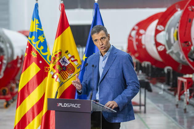 Sánchez Visits the Facilities of the Aerospace Company PLD Space in Elche, Alicante. Prime Minister Pedro Sánchez visited the facilities of the aerospace company PLD Space on September 10, 2026, in Elche, Alicante, Valencian Community, Spain. PLD Space, a Spanish company specializing in space launch vehicles, was founded in 2011 and is developing the MIURA 5 orbital rocket to launch small satellites from French Guiana. The visit coincides with efforts to accelerate the company’s industrialization, following a 158.9-million-euro contract from the European Space Agency to strengthen its orbital capabilities. SEPTEMBER 10, 2026 Víctor Ferná Elche, Alicante, Valencian Community Elche, Alicante, Valencian Community, Spain Copyright: xVictorxFernandezx 7762781