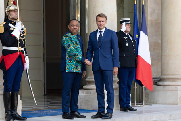 Emmanuel Macron meets with Madagascar President - Paris French President Emmanuel Macron welcomes Madagascar’s President Michael Randrianirina for a meeting at the Elysee Palace in Paris on September 10, 2026. Photo by Raphael Lafargue ABACAPRESS.COM Paris France  Copyright: xLafarguexRaphael ABACAx