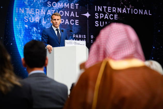 Emmanuel Macron, President of the French Republic, at the International Space Summit at the Grand Palais in Paris, France, on September 10, 2026. Caught between the United States and China, Europe intends to defend its position at the first international summit in Paris—an event snubbed by the American giants and one in which the German chancellor, despite being a co-organizer, is not participating. Eric Tschaen Pool Bestimage International Space Summit at the Grand Palais in Paris on September 10, 2026 Caught between the United States and China, Europe intends to defend its position at the first international summit in Paris—an event snubbed by the American giants and attended without the German chancellor, one of the event’s co-hosts Par Copyright: xEricxTschaenx xPoolx xBestimagexEricxTschaenx xPoolx xBestimagex