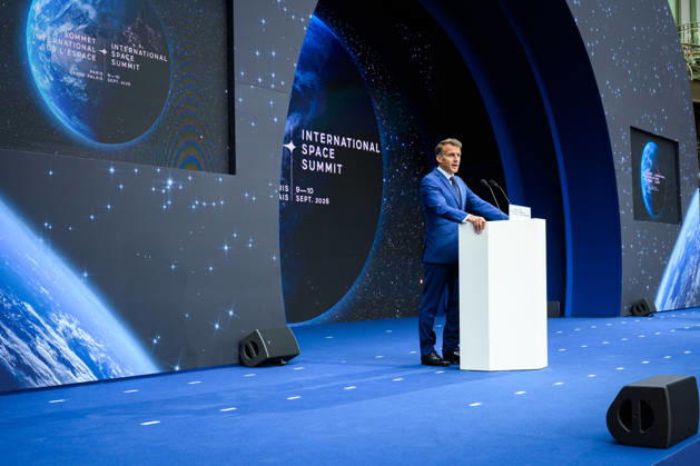 Emmanuel Macron, President of the French Republic, at the International Space Summit at the Grand Palais in Paris, France, on September 10, 2026. Caught between the United States and China, Europe intends to defend its position at the first international summit in Paris—an event snubbed by the American giants and one that the German chancellor, despite being a co-organizer, is not attending. Eric Tschaen Pool Bestimage International Space Summit at the Grand Palais in Paris on September 10, 2026 Caught between the United States and China, Europe intends to defend its position at the first international summit in Paris—an event snubbed by the American giants and attended without the German chancellor, one of the event’s co-hosts Paris, Fran Copyright: xEricxTschaenx xPoolx xBestimagexEricxTschaenx xPoolx xBestimagex