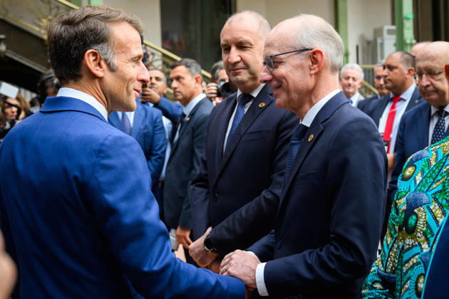 Emmanuel Macron, President of the French Republic, greets Luc Frieden, Prime Minister of Luxembourg, during the International Space Summit at the Grand Palais in Paris, France, on September 10, 2026. Caught between the United States and China, Europe intends to defend its position at the first international summit in Paris—an event snubbed by the American giants and one that the German chancellor, a co-organizer, is not attending. Eric Tschaen Pool Bestimage International Space Summit at the Grand Palais in Paris on September 10, 2026 Caught between the United States and China, Europe intends to defend its position at the first international summit in Paris—an event snubbed by the American giants and attended without the German chancellor, Copyright: xEricxTschaenx xPoolx xBestimagexEricxTschaenx xPoolx xBestimagex