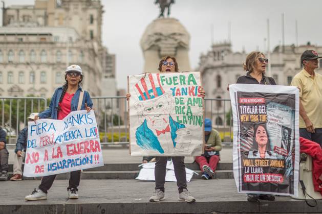 Protesters Rally Against Marco Rubio™s Visit to Peru LIMA, PERU SEPTEMBER 9, 2026: Protesters from left-wing civic and university collectives gather at Plaza San Martin in central Lima to demonstrate against the official visit of U.S. Secretary of State Marco Rubio to Peru. The demonstrators marched through the city centre into the evening during Rubio™s South American tour. Lima Peru Copyright: x xErickxDiazxVelizx xJNAxPressx