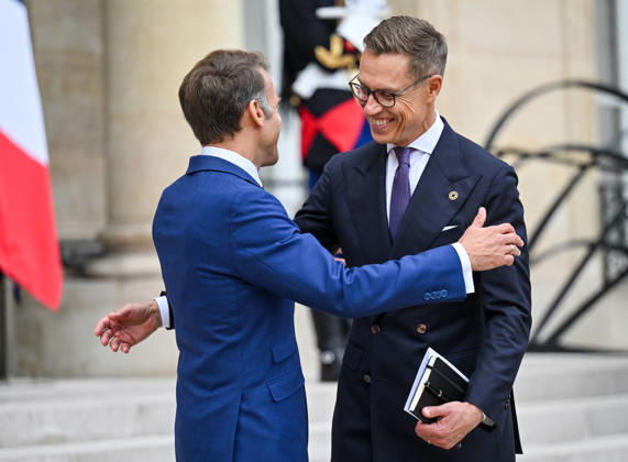 French President Emmanuel Macron welcomes Finnish President Alexander Stubb to the Élysée Palace in Paris, France, on September 10, 2026. Christian Liewig Bestimage French President Emmanuel Macron welcomes Finnish President Alexander Stubb to the Élysée Palace in Paris, France, on September 10, 2026 Paris, France  Copyright: xChristianxLiewigx xBestimagexChristianxLiewigx xBestimagex