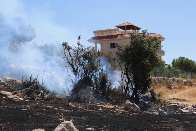 Damage left behind by the Israeli army in the Lebanese town of Kafr Shouba NABATIEH GOVERNORATE, LEBANON - SEPTEMBER 10: Smoke rises over the town of Kfar Shouba in the Nabatieh Governorate of southern Lebanon following an incursion and subsequent withdrawal by Israeli forces, on September 10, 2026. Despite the ongoing ceasefire and framework agreement, Israeli troops entered the town in the morning, leaving plumes of smoke rising over the area as emergency teams were dispatched and citizens surveyed the damage after the military pullout. Ramiz Dallah Anadolu Nabatieh governorate Lebanon. Editorial use only. Please get in touch for any other usage.  Copyright: x2026xAnadoluxRamizxDallahx