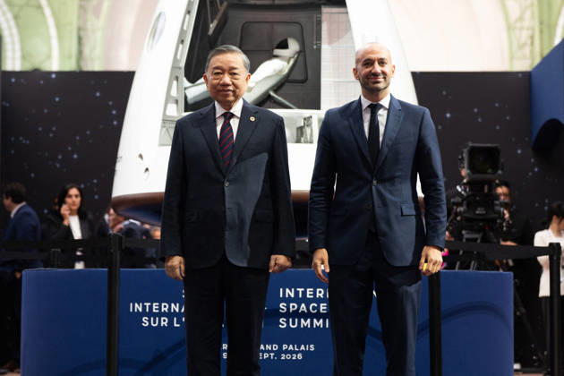 Tô Lâm, President of Vietnam, and Benjamin Haddad, Minister Delegate to the Minister of Europe and Foreign Affairs, responsible for European affairs, at the Space Summit at the Grand Palais in Paris, on September 10, 2026. Nearly 1,100 companies from the space sector will also be present at the Grand Palais, demonstrating the exceptional mobilization of the global space ecosystem around this event, organized by France and Germany. The Summit will address all issues related to the development and innovation of the space sector through three key themes: 1) meeting the challenges of the global space economy through international cooperation; 2) advancing science, technology, and space exploration from an international perspective; and 3) ensu Copyright: xJeannexAccorsini Pool BestimagexJeannexAccorsini Pool Bestimagex
