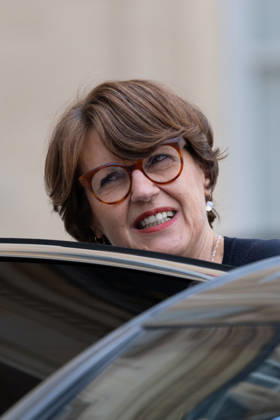 Weekly Cabinet Meeting - Paris French Agriculture Minister Annie Genevard leaving after the weekly cabinet meeting at the Elysee Palace in Paris, France on September 10, 2026. Photo by Rafael Lafargue ABACAPRESS.COM Paris France Copyright: xLafarguexRaphael ABACAx