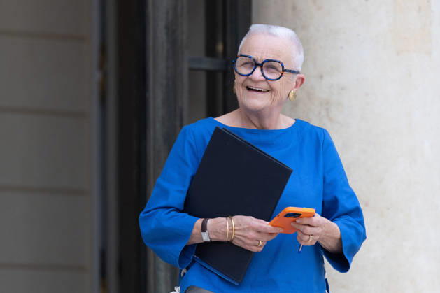 Weekly Cabinet Meeting - Paris French Urbanity and Decentralisation Minister Francoise Gatel leaving after the weekly cabinet meeting at the Elysee Palace in Paris, France on September 10, 2026. Photo by Rafael Lafargue ABACAPRESS.COM Paris France  Copyright: xLafarguexRaphael ABACAx