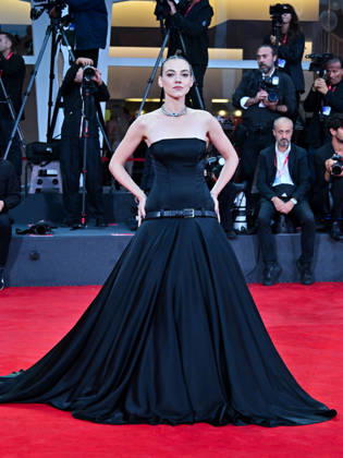 IPA88365898 - Venice, 83rd Venice International Film Festival 2026 - Night 9. Red Carpet for the film *UN PEU AVANT MINUIT* - Pictured: Andreea Cristea  Copyright: xManuelexMangiarottix xPoolxPhotoxEventsx08x IPA88365898