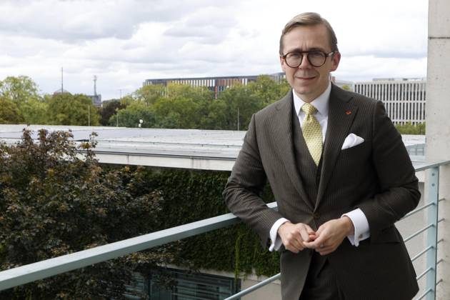 09.09.2026, Philipp Amthor, CDU, Politiker, Portraet im Bundeskanzleramt in Berlin, Staatsminister für Bund-Länder-Beziehungen, auf dem Balkon seines Büro, Berlin Deutschland, Germany