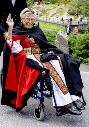 Prinzessin Astrid von Norwegen ist tot 31-08-2024 Norway Princess Astrid Mrs Ferner arriving at Hotel Union on Vinjevollen in Geiranger after the wedding of Princess Martha Louise and American Shaman Durek. Â  Copyright: xPPEx