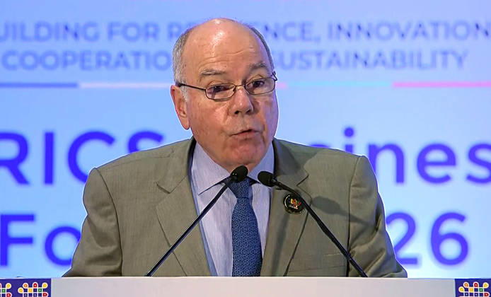 RECORD DATE NOT STATED Leaders Session of the BRICS Business Forum New Delhi, Sep 11 (ANI): Brazilian Foreign Minister Mauro Vieira addresses the Leaders Session of the BRICS Business Forum, in New Delhi on Friday. (DD News ANI Video Grab) New Delhi Delhi India Copyright: xANIx ANI_20260911447