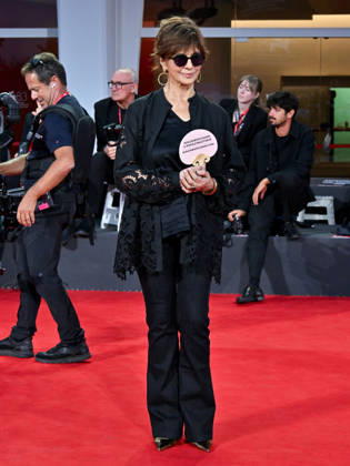 IPA88405957 - Venice, 83rd Venice International Film Festival 2026 - Night 10 - Red Carpet for the Nuovo IMAIE Award. Pictured: Laura Morante  Copyright: xManuelexMangiarottix xPoolxPhotoxEventsx08x IPA88405957