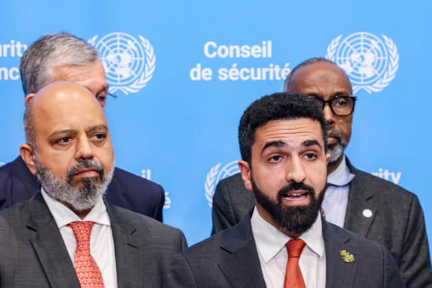 News Bilder des Tages #2 September 11, 2026, New York, New York, United States: SyriaÃ¢â‚¬â ¢s Permanent Representative to the UN IBRAHIM OLABI, joined by representatives of UN Member States, speaks to reporters at the UN Security Council stakeout to condemn Israeli Prime Minister Benjamin NetanyahuÃ¢â‚¬â ¢s entry into Syrian territory and visit to Mount Hermon. The representatives reaffirmed their support for SyriaÃ¢â‚¬â ¢s sovereignty, unity and territorial integrity and called for respect for international law and the 1974 Disengagement Agreement. New York United States - ZUMAo116 20260911_znp_o116_031 Copyright: xBiancaxOterox