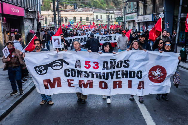 Demonstration march in commemoration of the 53rd anniversary of the coup d Ètat in ValparaÌso, Chile - 9 Sept 2026 Protesters chant slogans and hold a banner expressing their opinion during a demonstration march commemorating the 53rd anniversary of the coup d Ètat in ValparaÌso, Chile. Valparaiso Chile Copyright: xCristobalxBasaurexArayax xSOPAxImagesx aFoto-1
