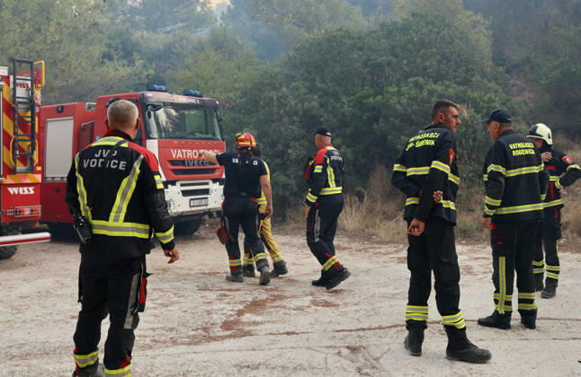 Croatia Island Wildfire Members of Croatian fire are working to extinguish a wildfire near city Milna at Island Brac, Croatia on September 12, 2026.  IvoxCagalj PIXSELL