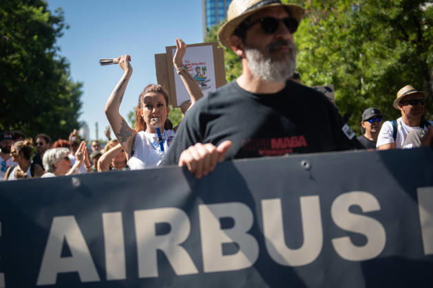 Airbus Workers Protest in Madrid A large crowd gathers during a protest by Airbus employees on September 12, 2026, in Madrid, Spain. The march proceeded from Plaza de Colón to the Ministry of Industry headquarters and was attended by employees from work sites in Madrid, Seville, Albacete, Toledo, and Cádiz. SEPTEMBER 12, 2026 Fernando Sá Madrid Madrid, Spain  Copyright: xFernandoxSanchezx 7768407