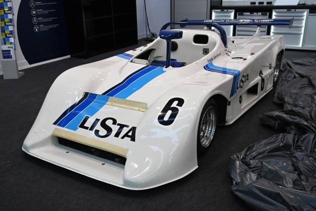 Messe Frankfurt am Main, Hessen, Deutschland. Die Automechanika ist die weltweit grösste Fachmesse der Automobilwirtschaft mit dem Schwerpunkt Aftermarket. Sie findet zweijährlich auf dem Messegelände in Frankfurt statt. Foto: Lista Rennwagen. Die Motorsportfahrzeuge des früheren LISTA-Inhabers und Rennfahrers Fredy Lienhard werden überwiegend in der Lista Racing Box der autobau erlebniswelt in Romanshorn in der Schweiz ausgestellt.