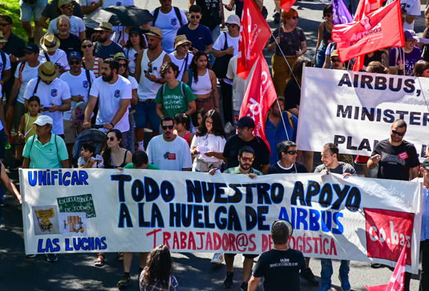 September 12, 2026, Madrid, Madrid, SPAIN: Workers from Airbus take part in a march for dignity at work in Madrid, organized by CGT Metal Madrid. The demonstration starts at Plaza de ColoÂ³n and proceeds along Paseo de la Castellana towards the Ministry of Industry. Workers demand dignity at work and defend their labor rights and working conditions. Madrid SPAIN - ZUMAz108 20260912_znp_z108_032 Copyright: xRichardxZubelzux