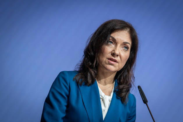Katherina Reiche, Bundeswirtschaftsminister, hält die Eröffnungsrede;2. Wirtschaftspolitisches Symposium des BMWE Soziale Marktwirtschaft in Zeiten des Umbruchs, Berlin Berlin Deutschland Humboldt CarrÃ