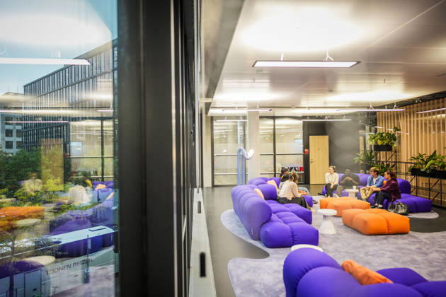 Fotostory Pressetermin bei Zalando: ZALANDO Outlet Store, Headquarter und Workspaces in Berlin aufgenommen am 16.09.2026....Berlin, 16.09.2026. Berlin Deutschland NUR FÜR REDAKTIONELLE ZWECKE - EDITORIAL USE ONLY - BILDNUTZUNG NUR IM ZALANDO-KONTEXT Copyright: xDominikxButzmannx
