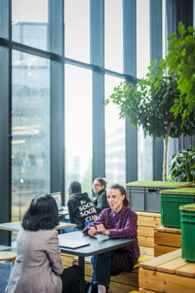 Fotostory Pressetermin bei Zalando: ZALANDO Outlet Store, Headquarter und Workspaces in Berlin aufgenommen am 16.09.2026....Berlin, 16.09.2026. Berlin Deutschland NUR FÜR REDAKTIONELLE ZWECKE - EDITORIAL USE ONLY - BILDNUTZUNG NUR IM ZALANDO-KONTEXT Copyright: xDominikxButzmannx