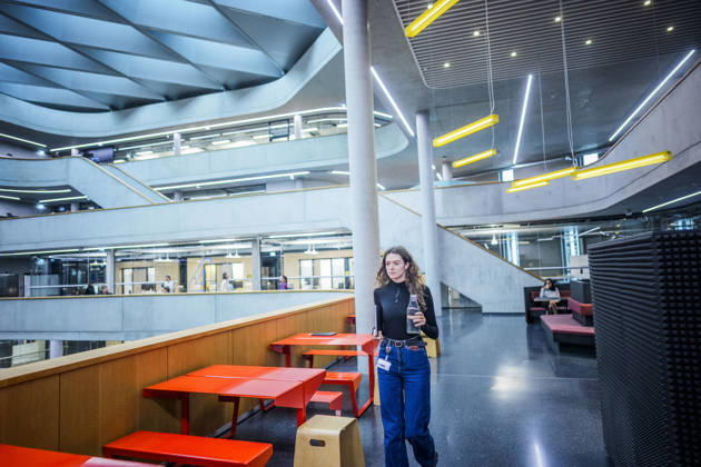 Fotostory Pressetermin bei Zalando: ZALANDO Outlet Store, Headquarter und Workspaces in Berlin aufgenommen am 16.09.2026....Berlin, 16.09.2026. Berlin Deutschland NUR FÜR REDAKTIONELLE ZWECKE - EDITORIAL USE ONLY - BILDNUTZUNG NUR IM ZALANDO-KONTEXT Copyright: xDominikxButzmannx