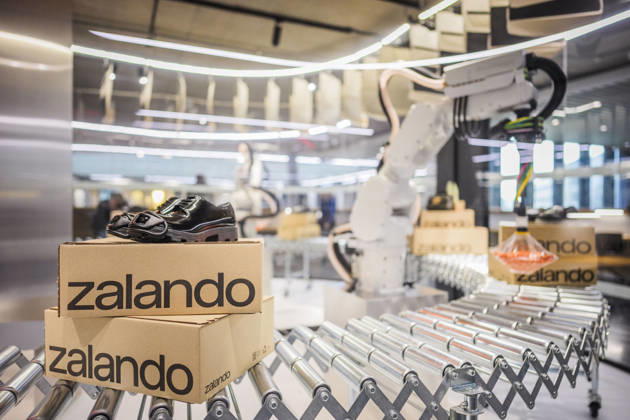 Fotostory Pressetermin bei Zalando: ZALANDO Outlet Store, Headquarter und Workspaces in Berlin aufgenommen am 16.09.2026....Berlin, 16.09.2026. Berlin Deutschland NUR FÜR REDAKTIONELLE ZWECKE - EDITORIAL USE ONLY - BILDNUTZUNG NUR IM ZALANDO-KONTEXT Copyright: xDominikxButzmannx