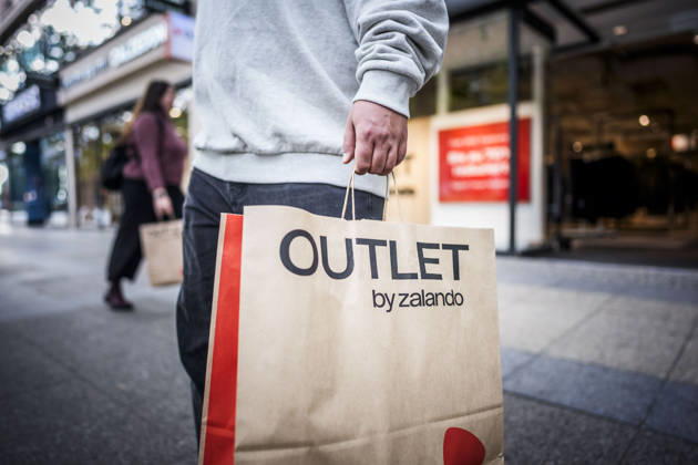 Fotostory Pressetermin bei Zalando: ZALANDO Outlet Store, Headquarter und Workspaces in Berlin aufgenommen am 16.09.2026....Berlin, 16.09.2026. Berlin Deutschland NUR FÜR REDAKTIONELLE ZWECKE - EDITORIAL USE ONLY - BILDNUTZUNG NUR IM ZALANDO-KONTEXT Copyright: xDominikxButzmannx