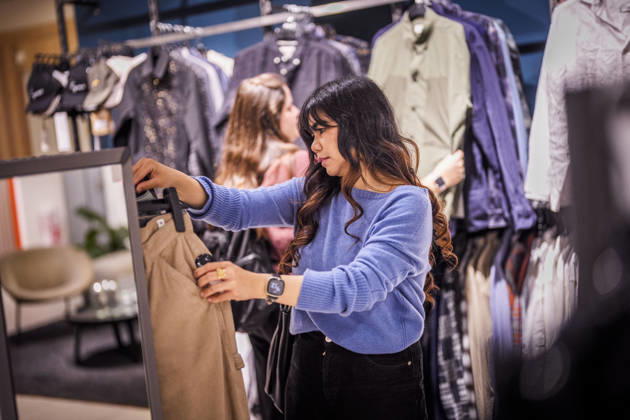 Fotostory Pressetermin bei Zalando: ZALANDO Outlet Store, Headquarter und Workspaces in Berlin aufgenommen am 16.09.2026....Berlin, 16.09.2026. Berlin Deutschland NUR FÜR REDAKTIONELLE ZWECKE - EDITORIAL USE ONLY - BILDNUTZUNG NUR IM ZALANDO-KONTEXT Copyright: xDominikxButzmannx