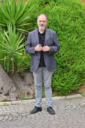 IPA88634657 - Rome: Rai Studios on Via Teulada. Photocall for the show *Misteri dimenticati*—*Blu notte* with Carlo Lucarelli. Pictured: Carlo Lucarelli Copyright: xMaurizioxD Avanzox xMaurizioxDxAvanzox IPA88634657