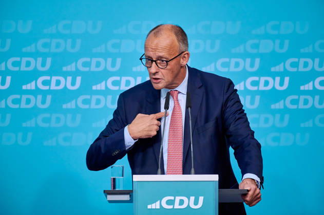Bundeskanzler Friedrich Merz bei der abschließenden Wahlkampfveranstaltung der CDU anlässlich der bevorstehenden Berliner Abgeordnetenhauswahl im Konrad-Adenauer-Haus in Berlin. Chancellor Friedrich Merz at the CDU s final campaign rally ahead of the upcoming Berlin House of Representatives election at the Konrad Adenauer House in Berlin. snapshot-photography F.Boillot