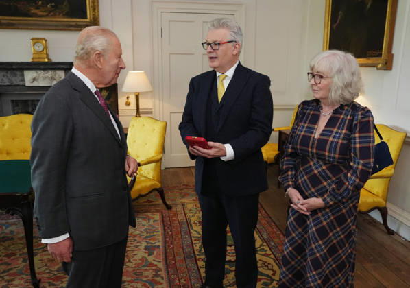 King Charles III at Dumfries House King Charles III presents the King s Medal for Music to Sir James MacMillan, accompanied by Lady MacMillan, at Dumfries House in Cumnock, Ayrshire. Picture date: Friday September 18, 2026., Credit:Jonathan Brady PA ROTA - B68 Avalon UK, Cumnock Copyright: xJonathanxBradyx xPAxROTAx-xB68x xAvalonx 1136096485