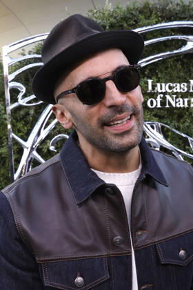 September 19, 2026, Los Angeles, California, USA: JR at the Lucas Museum of Narrative Art Opening Night at the Lucas Museum of Narrative Art on Saturday September 19, 2026 in Los Angeles, California. BURT HARRIS BNS PI Los Angeles USA - ZUMAp124 20260919_zaa_p124_203 Copyright: xBurtxHarrisx