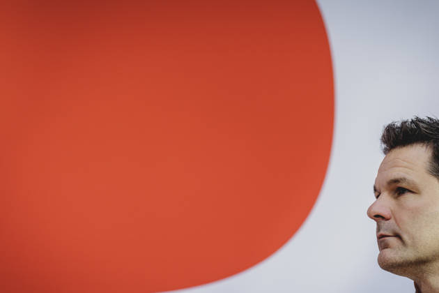 Steffen Krach, SPD-Spitzenkandidat fuer die Abgeordnetenhaus-Wahl in Berlin, aufgenommen im Rahmen einer Pressekonferenz als Reaktion auf die Landtagswahl in Mecklenburg-Vorpommern sowie die Berliner Abgeordnetenhauswahl in Berlin, 21.09.2026. Waehrend Die Linke die Wahl in Berlin mit 25,7% vor der CDU gewonnen hat, siegte in Mecklenburg-Vorpommern die AfD mit 38,2% vor der SPD. Erstmals nicht ueber die 5%-Huerde geschafft hat es die CDU in Mecklenburg-Vorpommern. Berlin Deutschland Copyright: xFlorianxGaertnerx